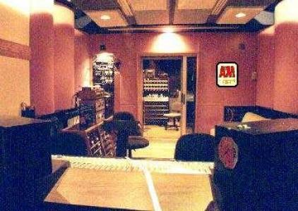 Studio C Lounge